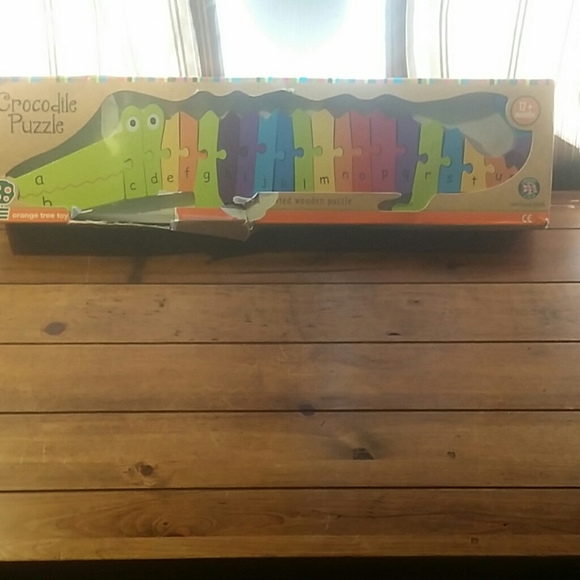 New Crocodile Alphabet Wood Puzzle - Picture 1 of 7